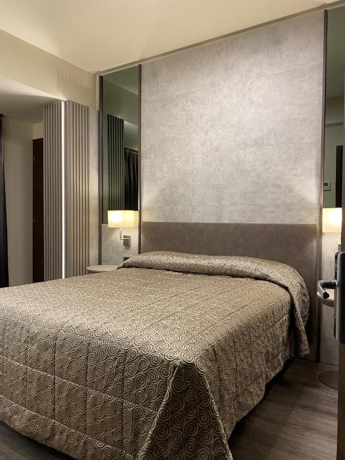 Hotel Giulietta Romeo Лацизе Экстерьер фото