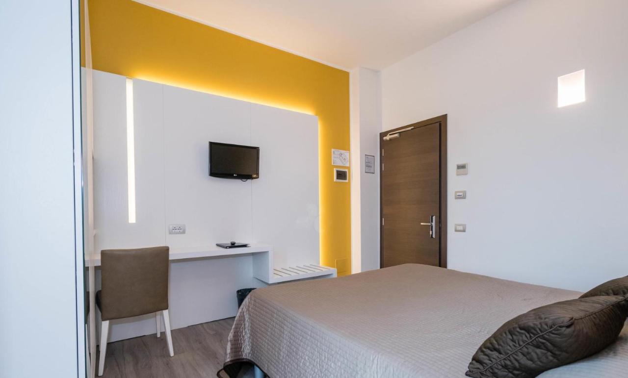 Hotel Giulietta Romeo Лацизе Экстерьер фото