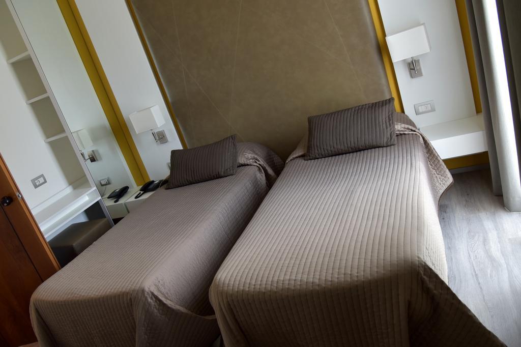 Hotel Giulietta Romeo Лацизе Экстерьер фото