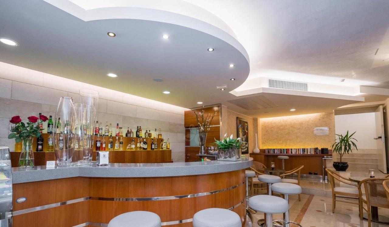 Hotel Giulietta Romeo Лацизе Экстерьер фото